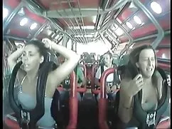 El abuelo abrió el c ...