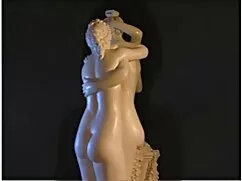 Negra de grandes señ ...