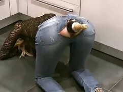 Mamá tetona levanta  ...